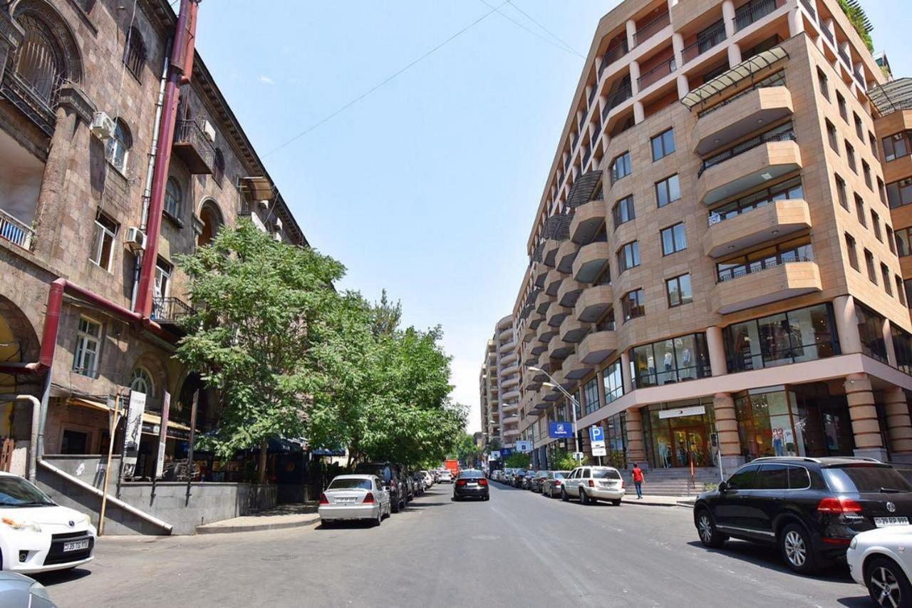 Northern Avenue - Teryan Crossroads 3Bedroom Grand Duplex Tt444 エレバン エクステリア 写真